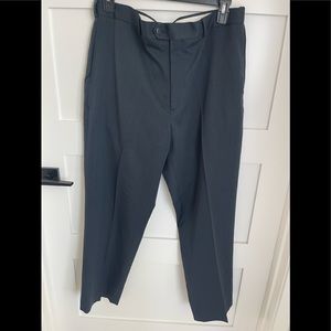 Roundtree & Yorke easy care size 38x30